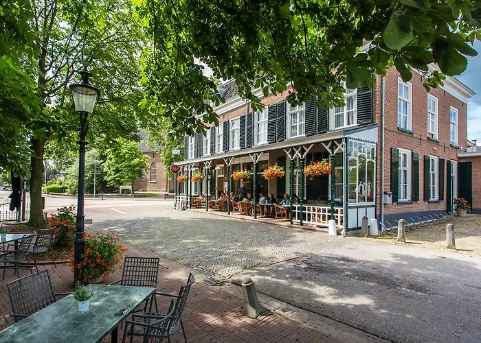 Hotel Cafe Restaurant De Gouden Karper 3*