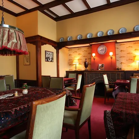 Hotel Cafe Restaurant De Gouden Karper